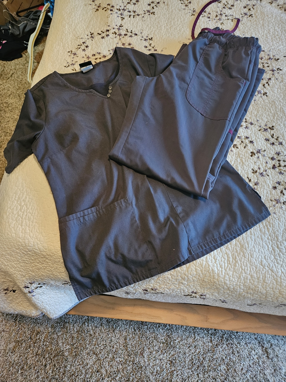 Women's Gray Active Scrub Joggers — Relaxed Fit